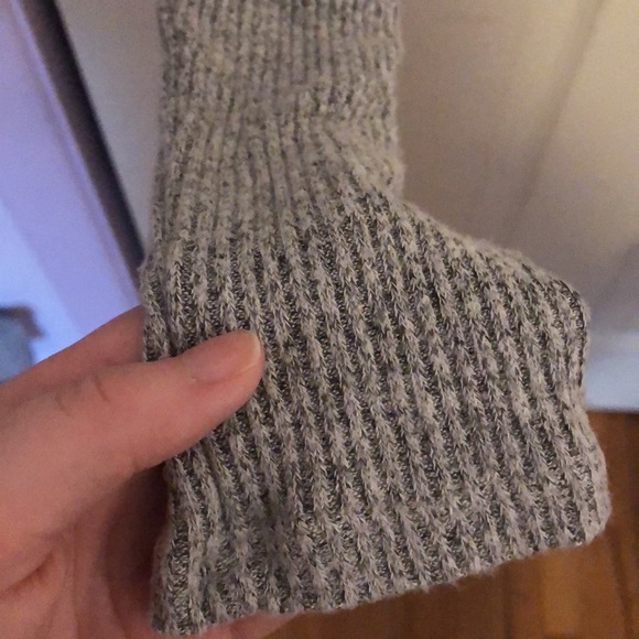 Garage Gray Ruched Long Sleeve Crop Top - Picture 4 of 8